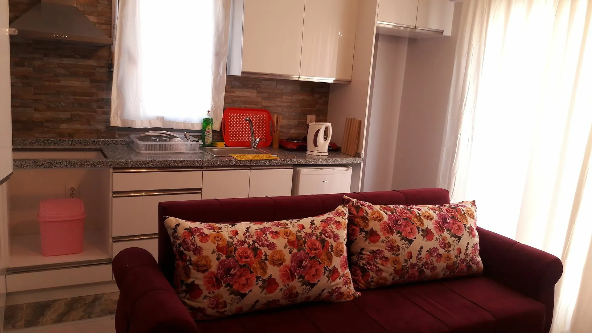 Gurleyen Apart Otel 이즈미르